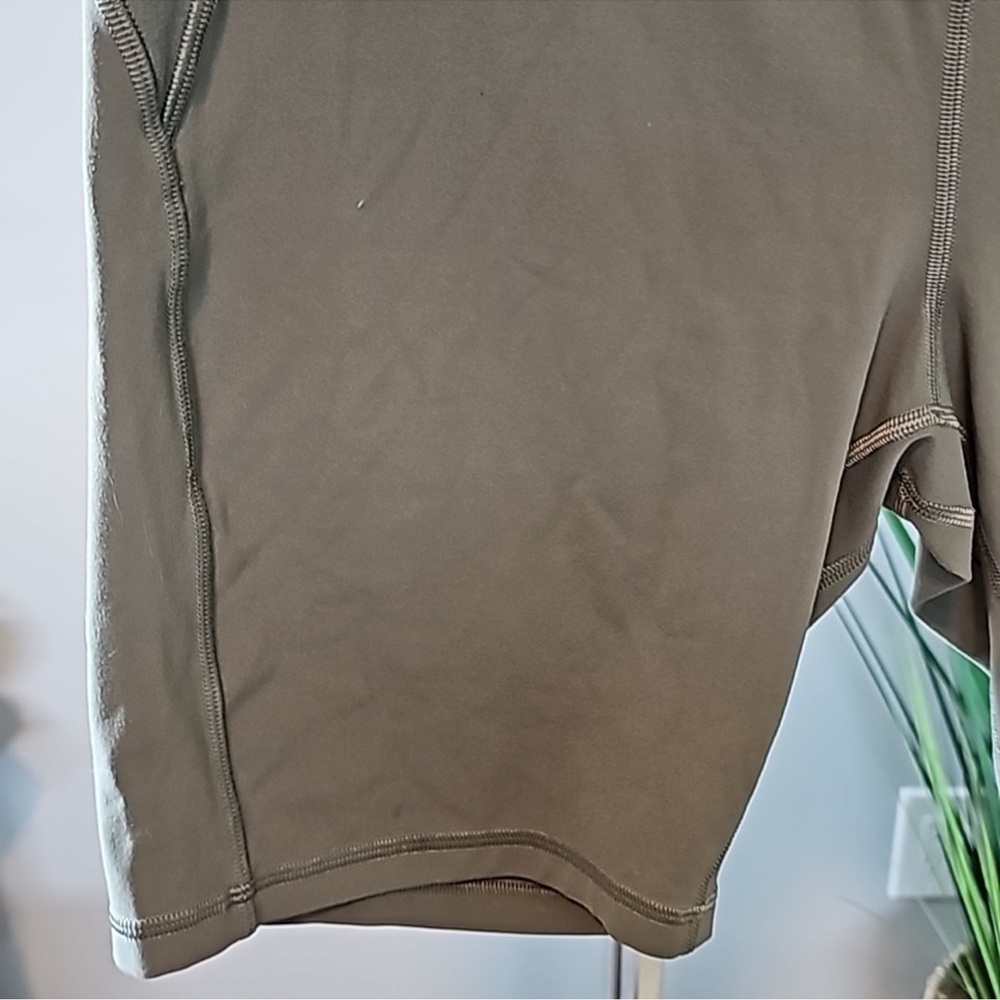 Lululemon Blissful Bend Super High-Rise Short 8" in Army Green - Picture 4 of 10
